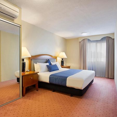 Central Court Motel Warrnambool Bagian luar foto